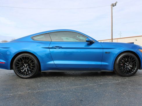 Used 2017 Ford Mustang GT w/ GT Performance Package image 3