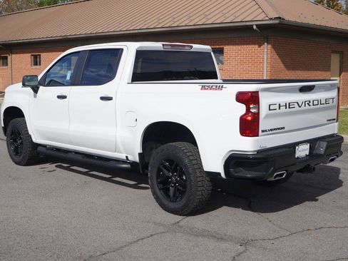 New 2026 Chevrolet Silverado 1500 Custom Trail Boss w/ LPO, Dark Essentials Package image 6