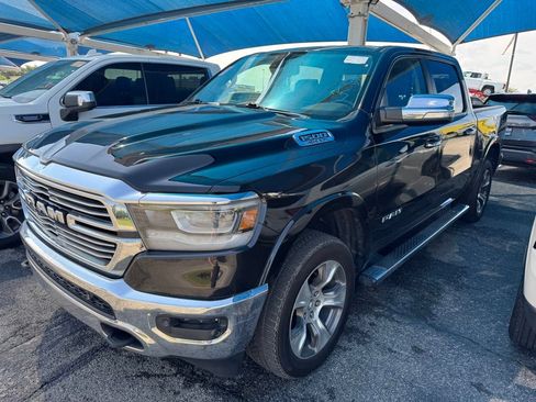 Used 2020 RAM 1500 Laramie AWD/4WD image 3