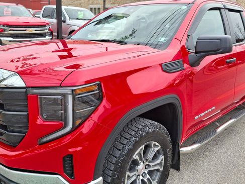 Used 2023 GMC Sierra 1500 Pro w/ Pro Value Package image 3