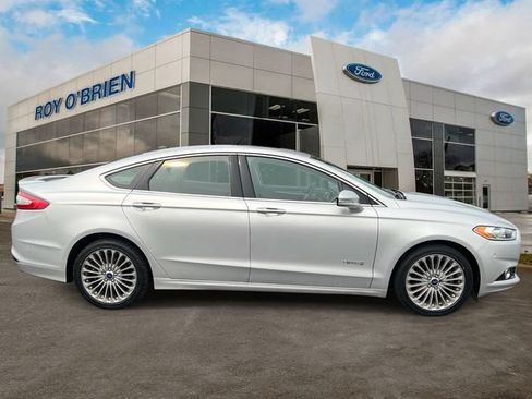 Used 2014 Ford Fusion Titanium FWD image 6