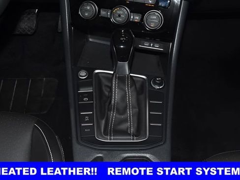 Used 2024 Volkswagen Jetta SE FWD image 16