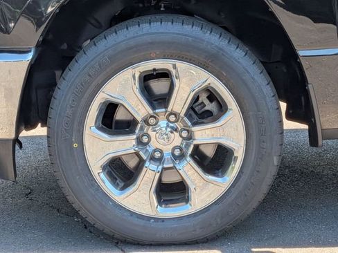 Used 2023 RAM 1500 Big Horn AWD/4WD image 31