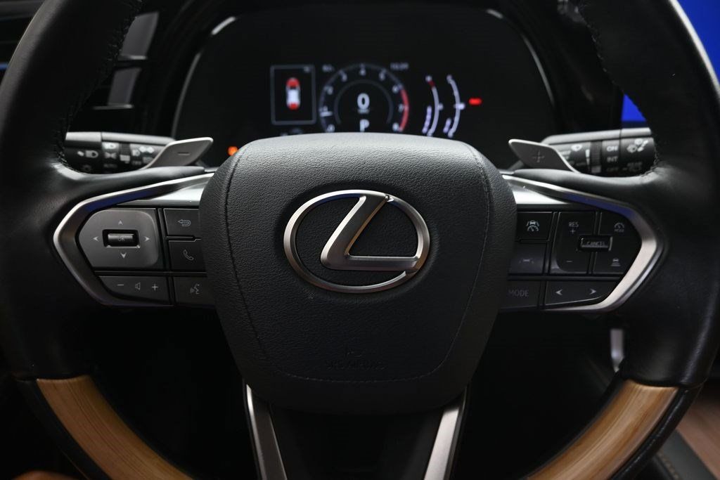 Used 2024 Lexus RX 350 Premium w/ Accessory Package (Z1) FWD image 22