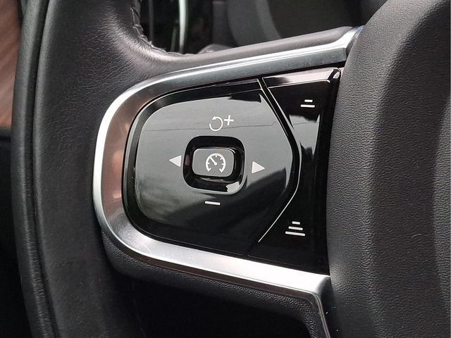 Used 2019 Volvo XC60 T5 Inscription w/ Protection Package Premier AWD/4WD image 19