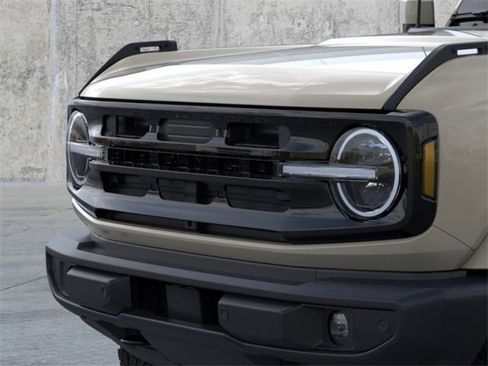 New 2025 Ford Bronco Outer Banks image 19