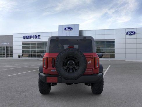 New 2026 Ford Bronco Outer Banks w/ Sasquatch Package AWD/4WD image 5