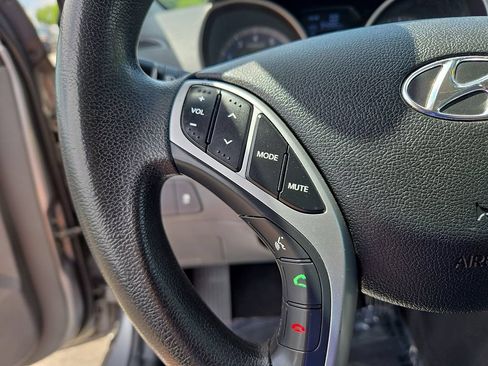 Used 2011 Hyundai Elantra GLS w/ Preferred Equipment Pkg 3 FWD image 24