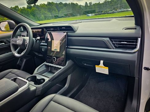 New 2027 GMC Terrain Elevation w/ Elevation Premium Package AWD/4WD image 44