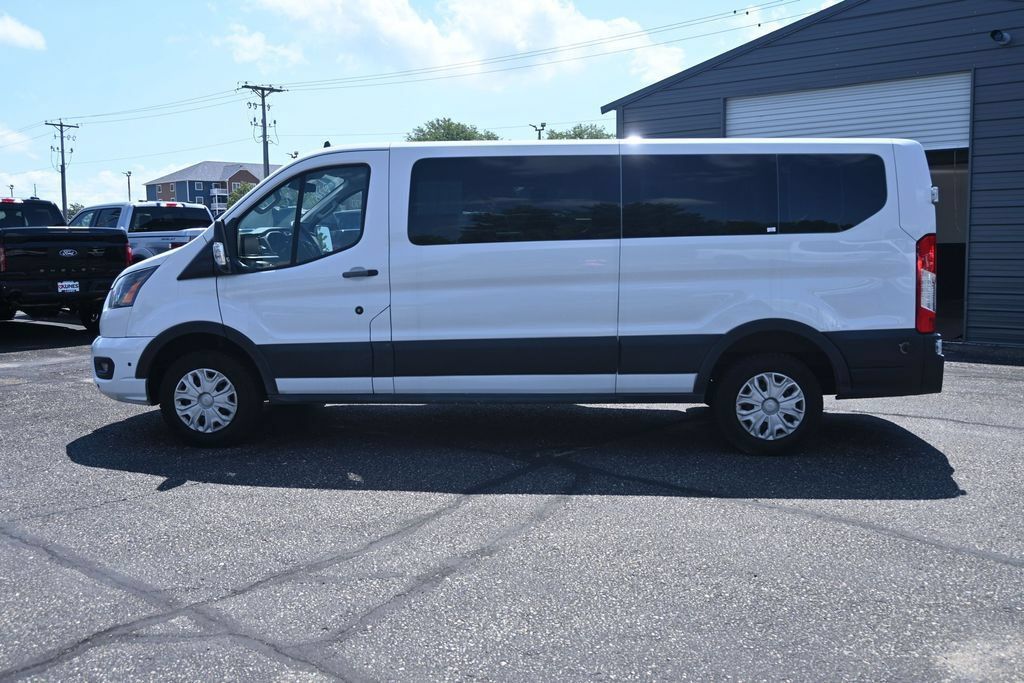 Used 2024 Ford Transit 350 XLT RWD image 11