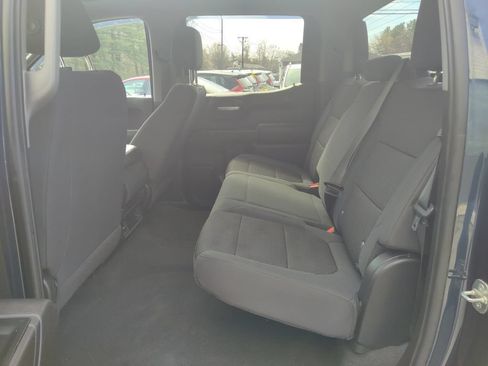 Used 2020 Chevrolet Silverado 1500 Custom w/ Custom Value Package AWD/4WD image 13