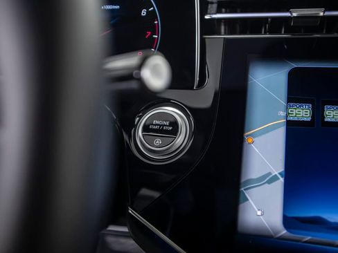 Used 2025 Mercedes-Benz E 450 4MATIC Sedan w/ Driver Assistance Package image 33