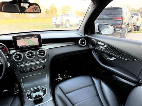 Used 2018 Mercedes-Benz GLC 300 image 37