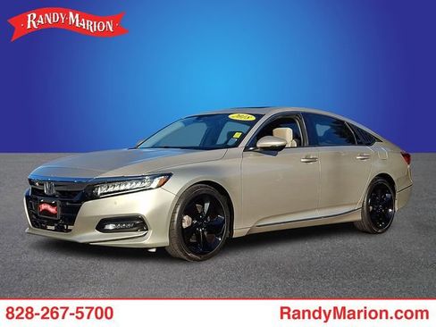 Used 2018 Honda Accord Touring image 1