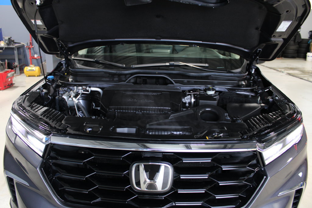 Used 2023 Honda Pilot Touring image 9