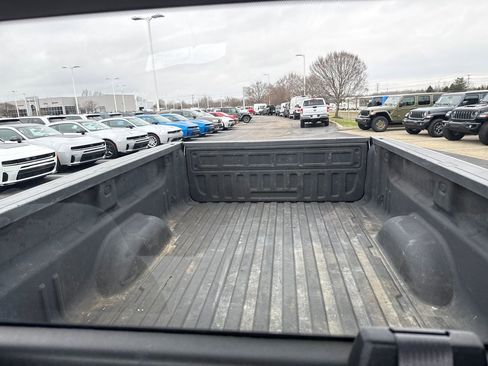 Used 2017 GMC Sierra 3500 4x4 Regular Cab image 24