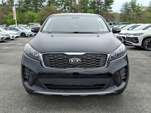 Used 2019 Kia Sorento AWD image 2