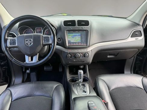 Used 2020 Dodge Journey Crossroad w/ Popular Equipment Group FWD image 11
