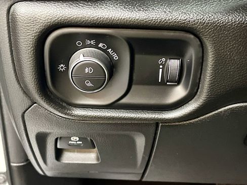 Used 2024 RAM 1500 Lone Star image 10