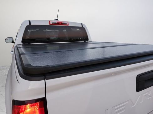 Certified 2022 Chevrolet Colorado W/T w/ Custom Special Edition image 31