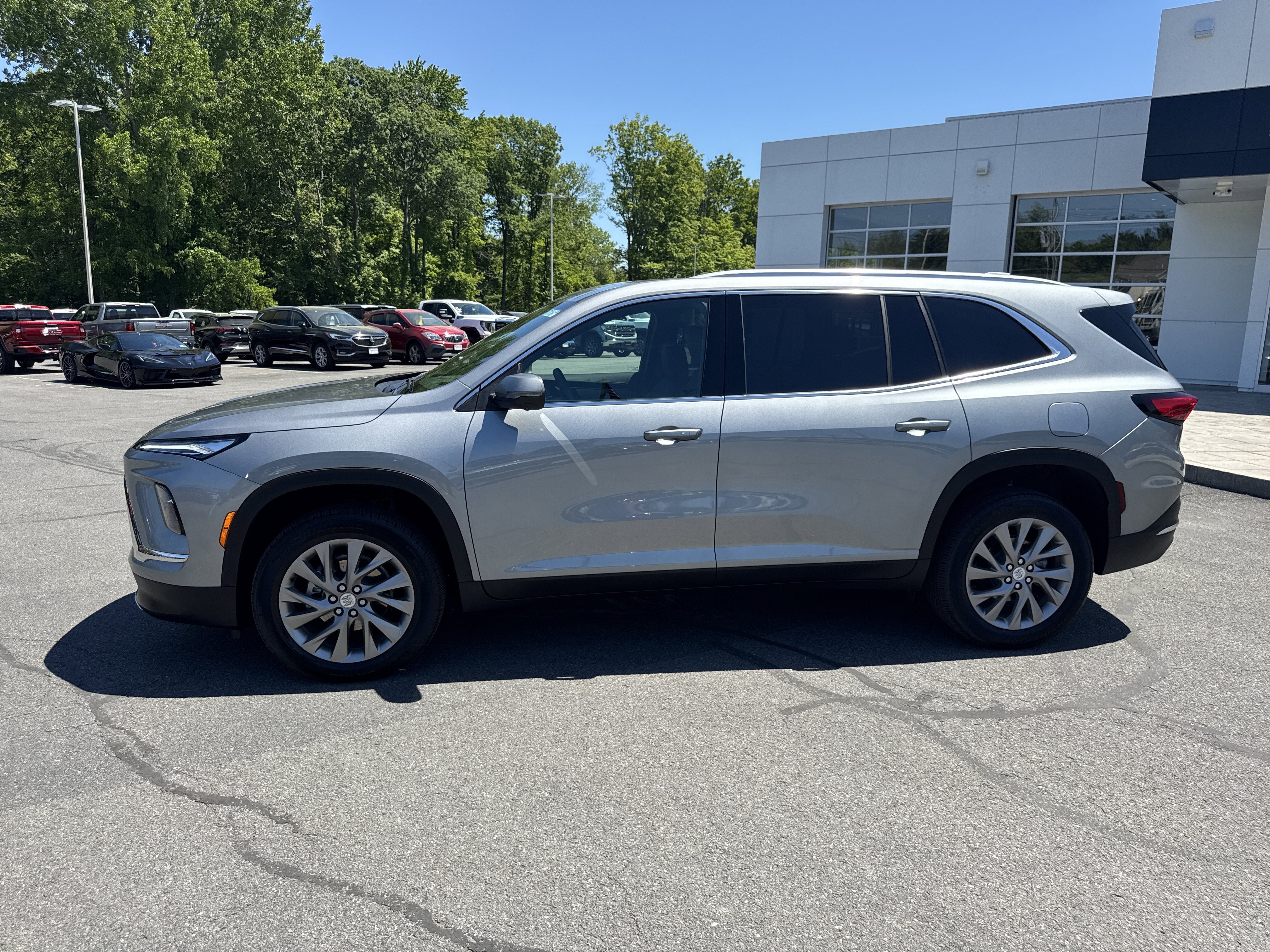 New 2026 Buick Enclave Preferred w/ Power Package AWD/4WD image 17