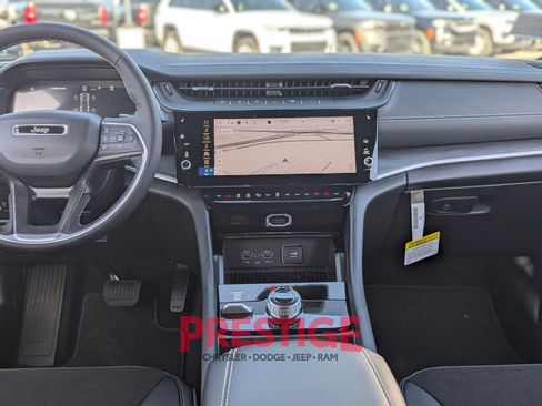 New 2026 Jeep Grand Cherokee Altitude AWD/4WD image 16