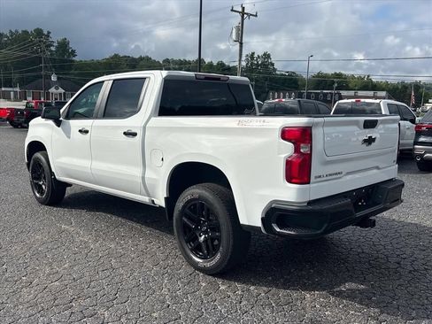 Used 2023 Chevrolet Silverado 1500 LT Trail Boss w/ Protection Package AWD/4WD image 5