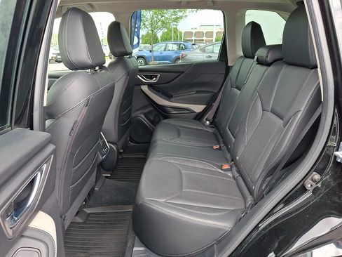 Certified 2023 Subaru Forester Limited AWD/4WD image 8