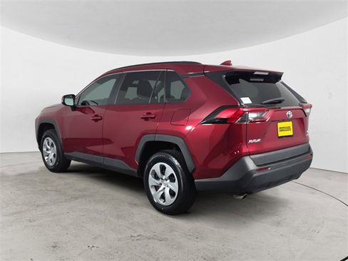 Used 2020 Toyota RAV4 LE image 3