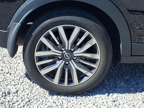 Used 2024 Nissan Kicks SV FWD image 15