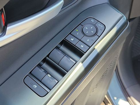 New 2026 Subaru Uncharted AWD image 14