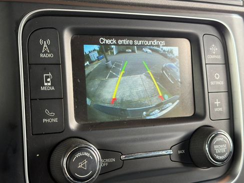 Used 2018 RAM 2500 Tradesman w/ Chrome Appearance Group AWD/4WD image 19