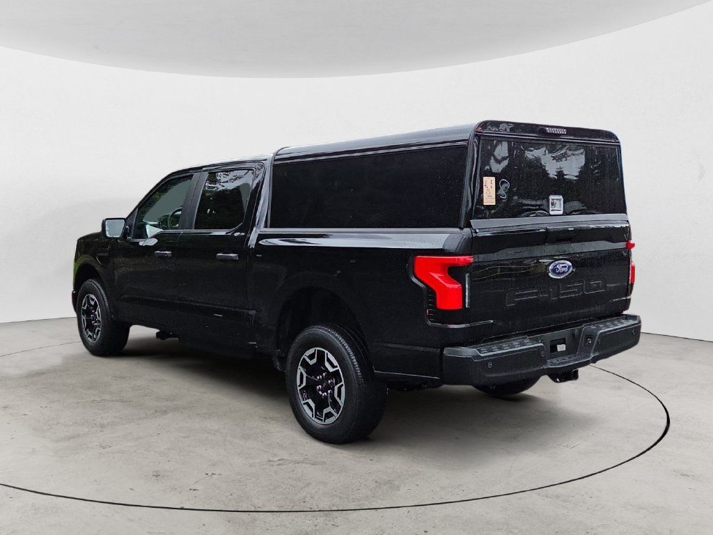 Used 2022 Ford F150 Lightning Pro AWD/4WD image 7