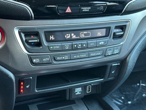 Used 2022 Honda Pilot Special Edition image 18