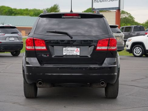 Used 2018 Dodge Journey SE w/ Safe & Sound Group AWD/4WD image 4