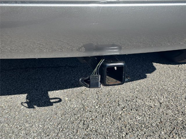 Used 2023 INFINITI QX50 Luxe FWD image 5