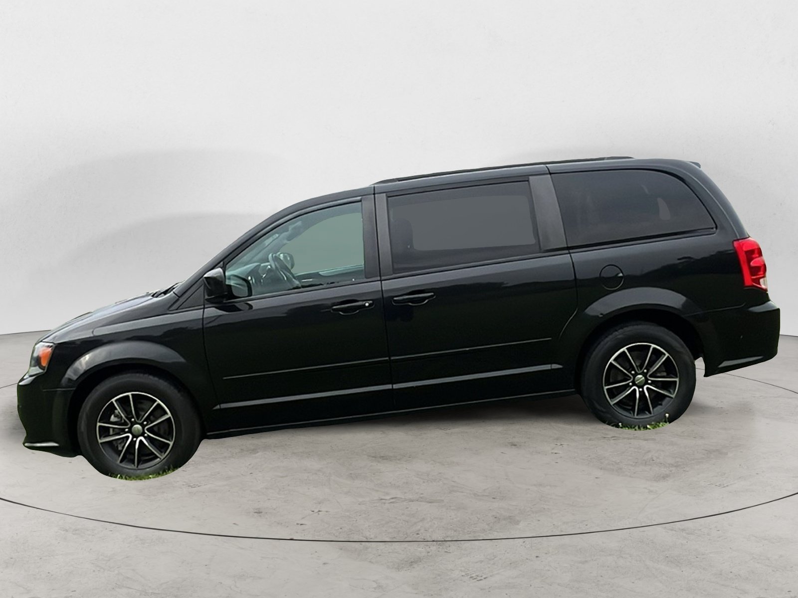 Used 2017 Dodge Grand Caravan GT FWD image 3