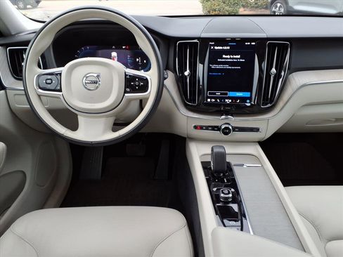 Certified 2023 Volvo XC60 B5 Plus w/ Protection Package Premier image 14