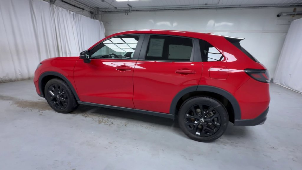 Certified 2024 Honda HR-V Sport image 5