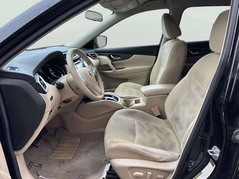 Used 2014 Nissan Rogue SV image 15