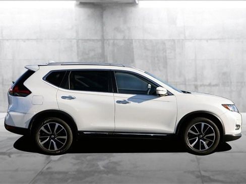 Certified 2020 Nissan Rogue SL w/ Premium Package image 5