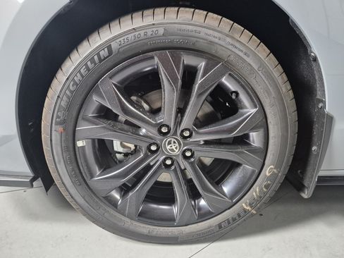 New 2026 Toyota Sienna XSE FWD image 10