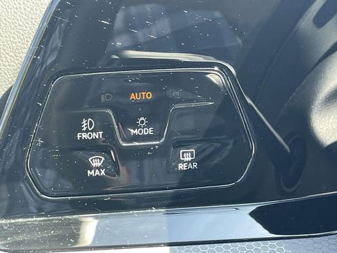 Used 2024 Volkswagen GTI SE image 15