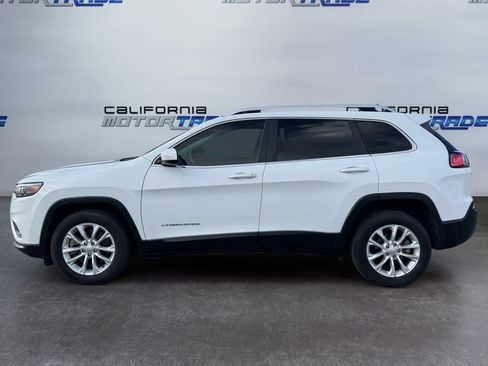 Used 2019 Jeep Cherokee Latitude w/ Popular Appearance Group image 8