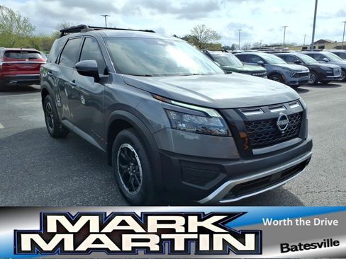 Used 2023 Nissan Pathfinder Rock Creek image 1