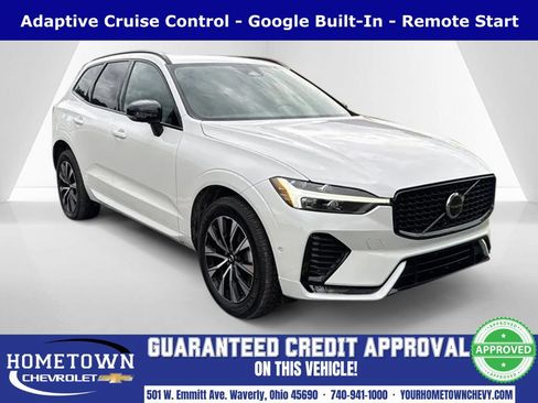 Used 2024 Volvo XC60 B5 Plus AWD/4WD image 1