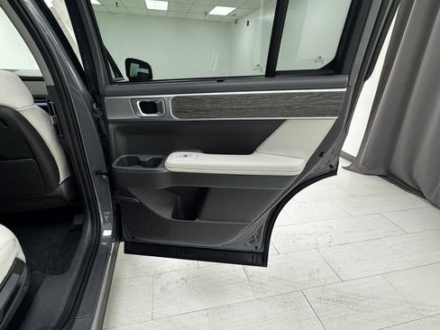 Used 2024 Hyundai Santa Fe Limited image 16