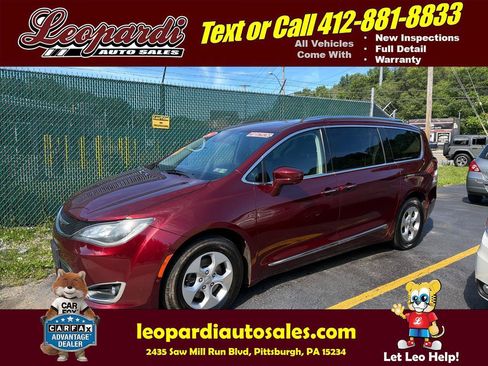 Used 2017 Chrysler Pacifica Touring-L Plus w/ Advanced Safetytec Group FWD image 1