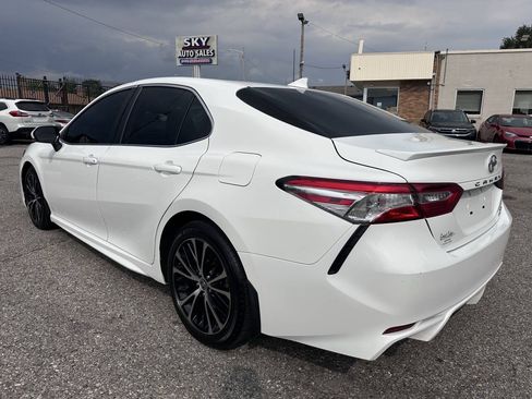 Used 2020 Toyota Camry SE w/ Audio Package AWD/4WD image 5