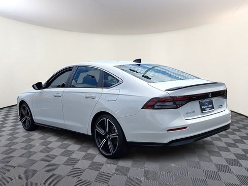 Used 2024 Honda Accord Sport image 5